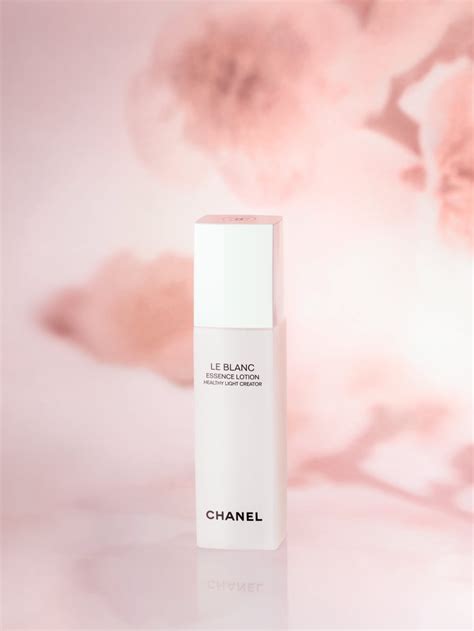 chanel le blanc essence lotion healthy light creator review|CHANEL LE BLANC ESSENCE LOTION Healthy Light Creator .